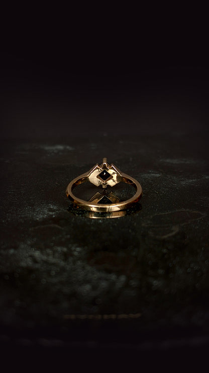 Andromeda Black Spinel Chevron Halo
