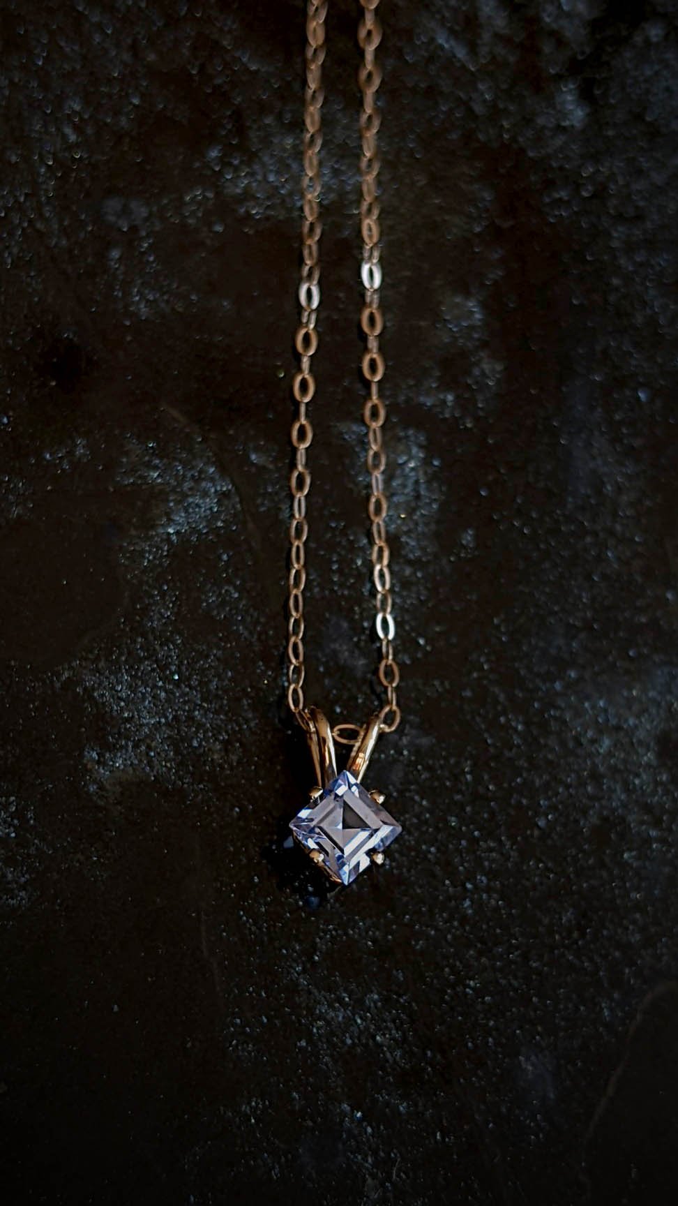 Azulon Aquamarine Pendant