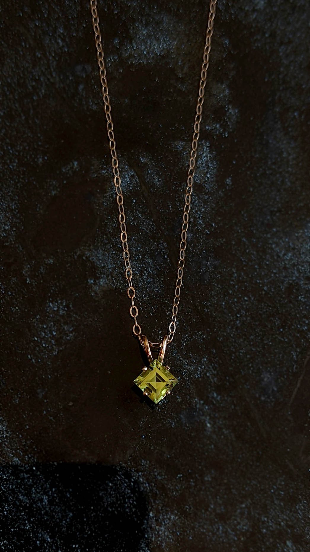 Azulon Peridot Slider Pendant