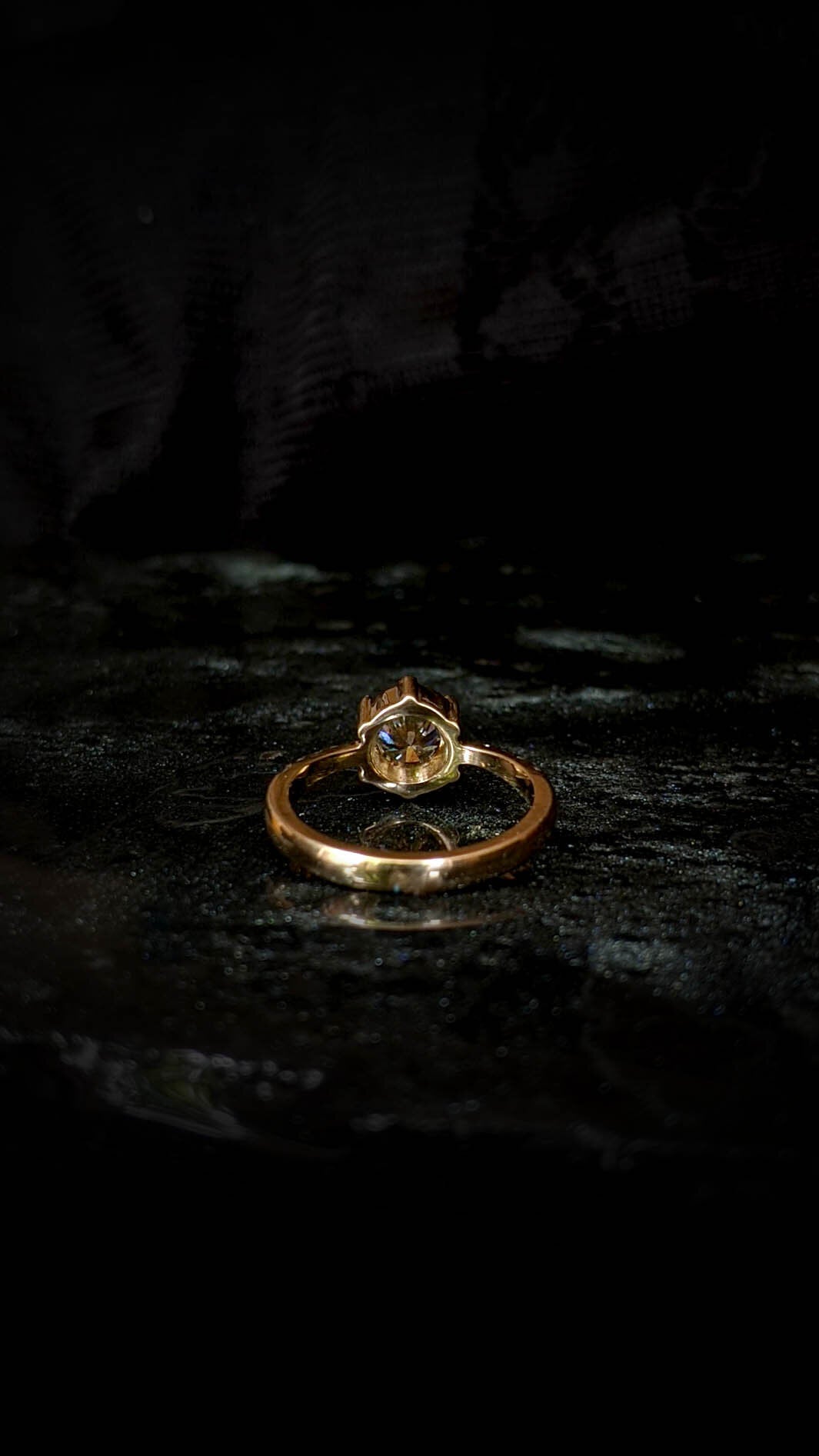 Catelyn Grey Moissanite Graduated Ring