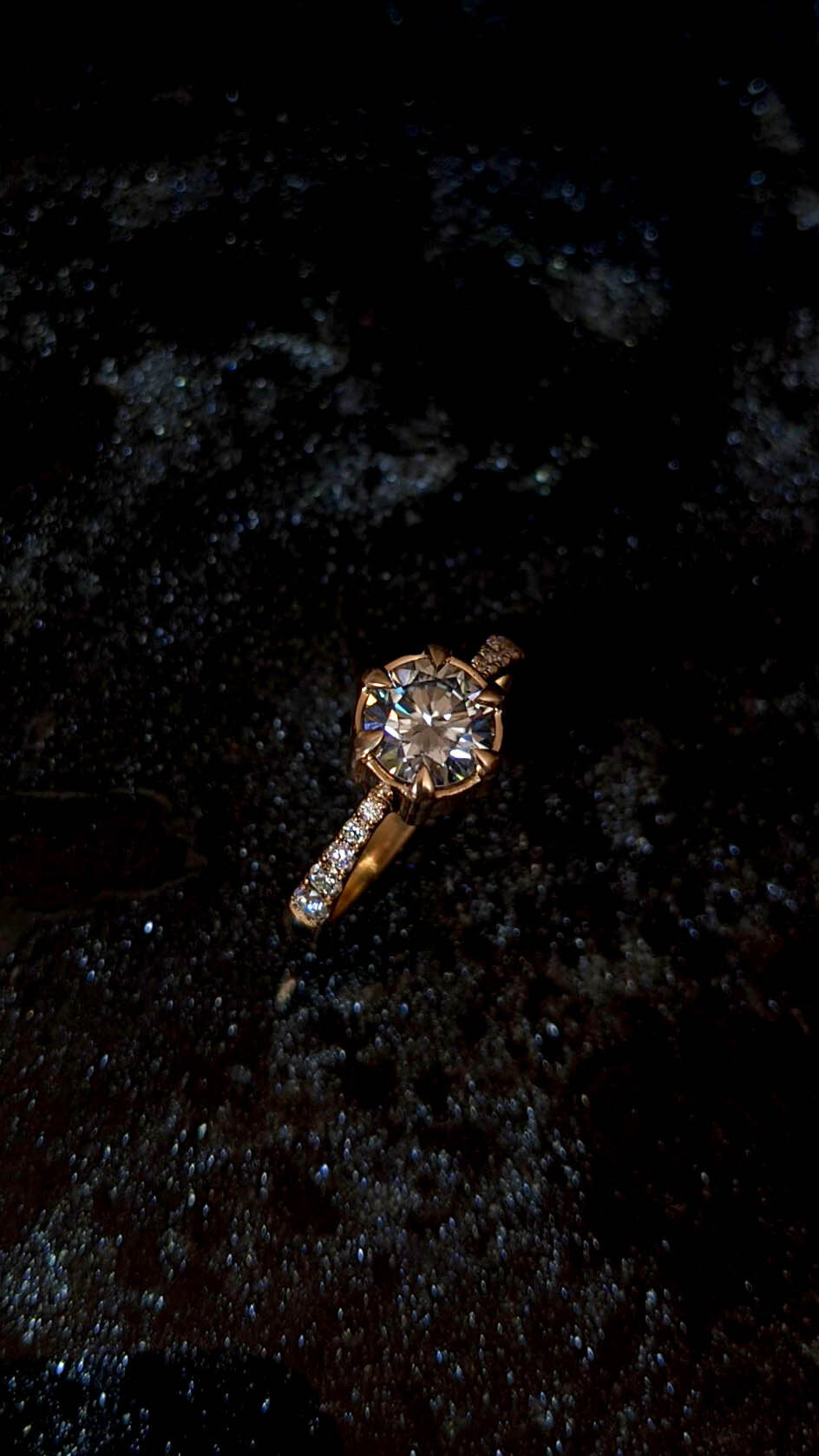 Catelyn Grey Moissanite Graduated Ring