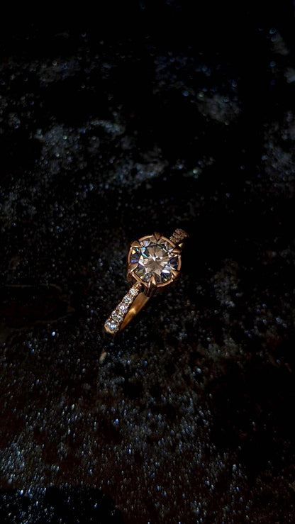 Catelyn Grey Moissanite Graduated Ring