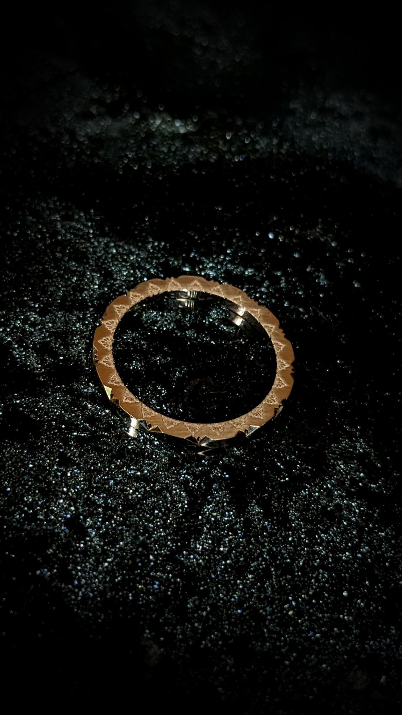 Circe Diamond Cut Band
