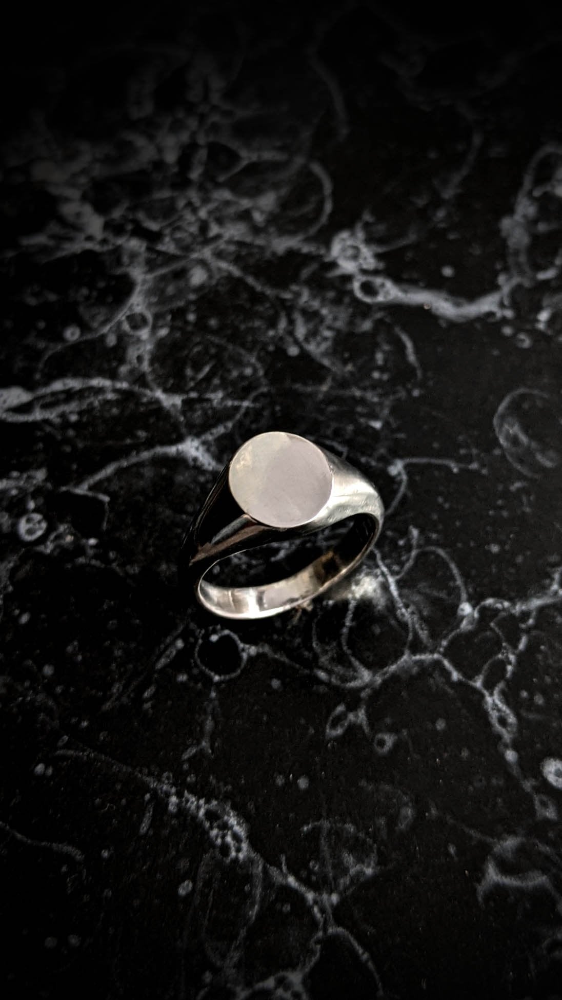 Classic Oval Signet