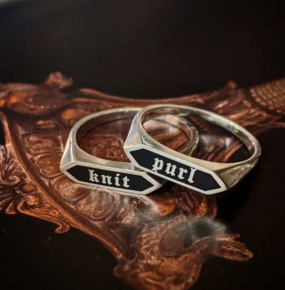 Custom Text Signets