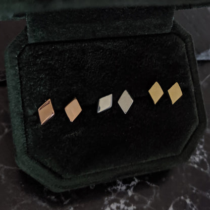 DIA Mini Solid Studs