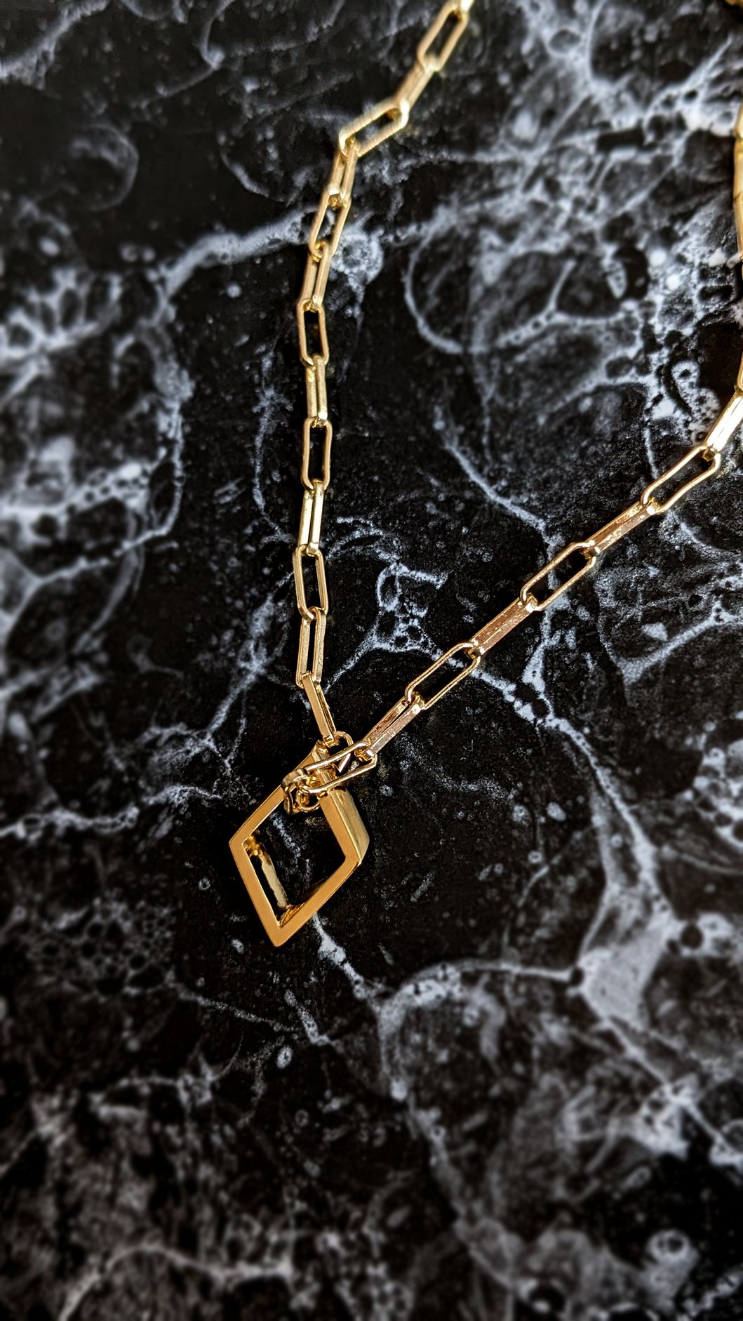 DIA Open Necklace with Paperclip Chain