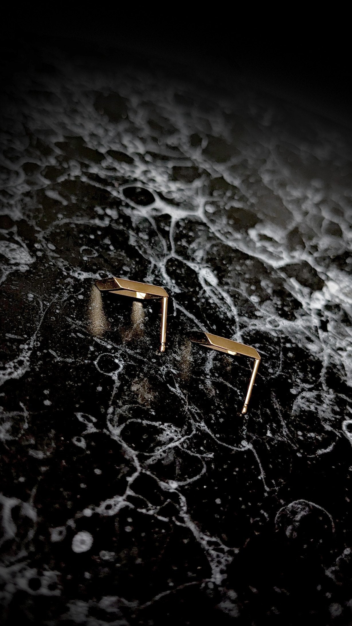 DIA Open Stud Earrings