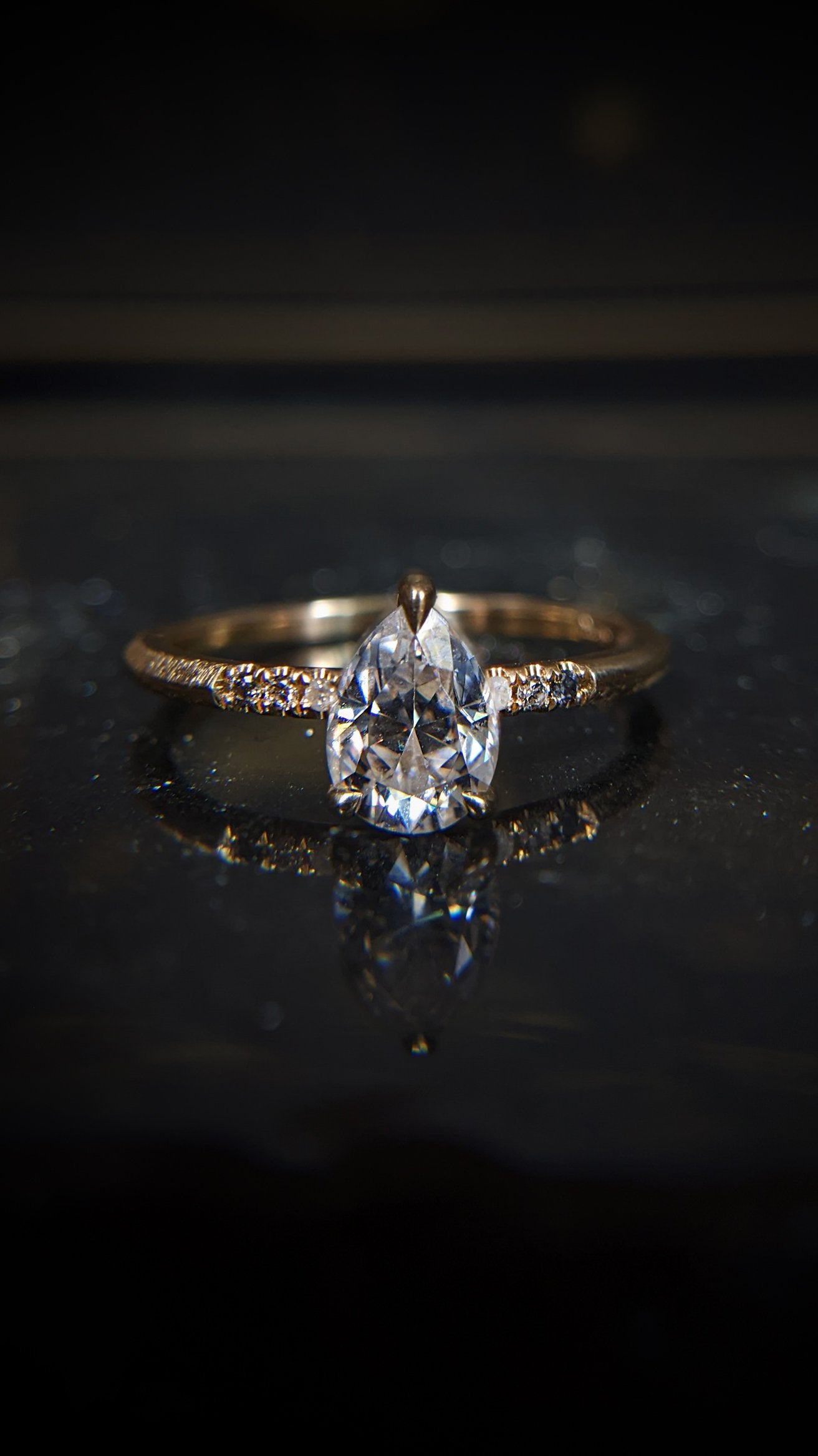 Draco Pear Ombre Accented Ring