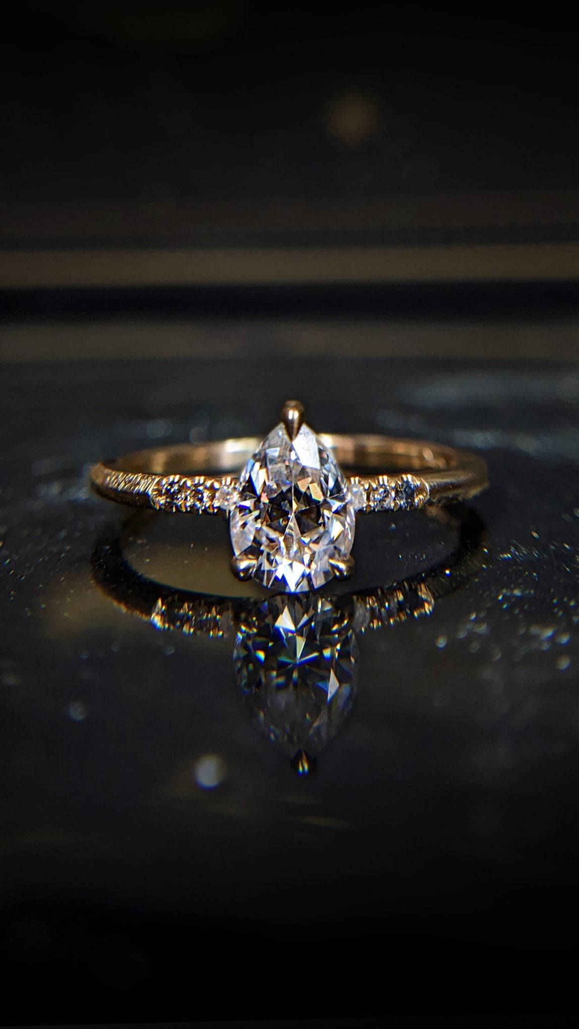 Draco Pear Ombre Accented Ring