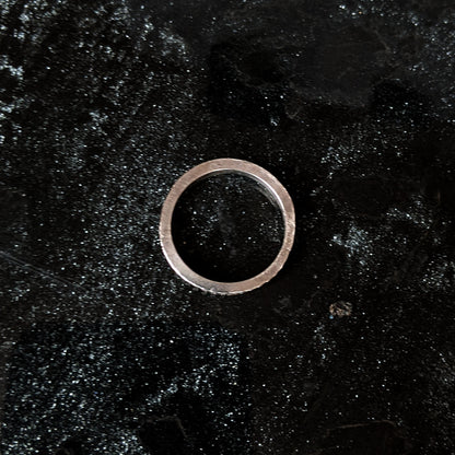 Ellaria Geometric Engraved Band
