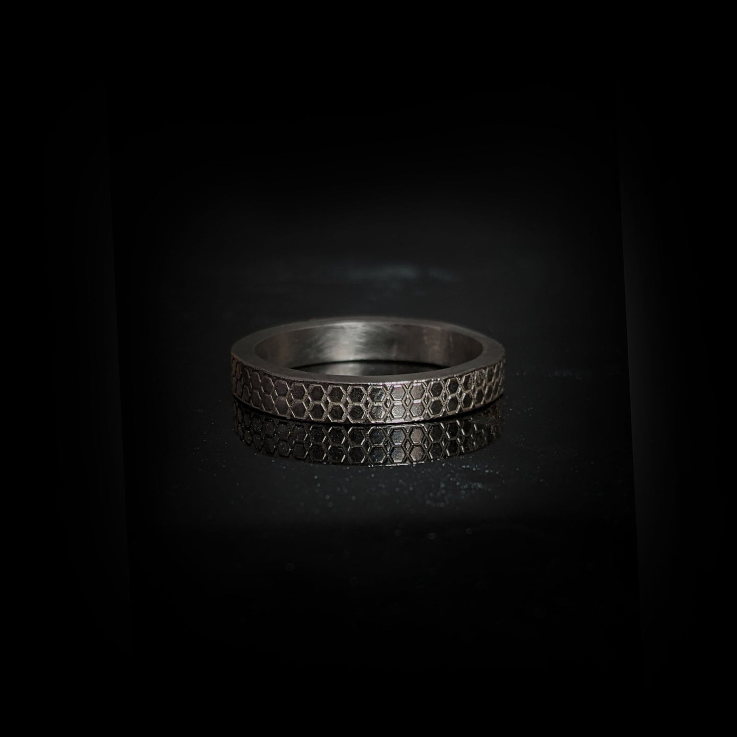 Ellaria Geometric Engraved Band