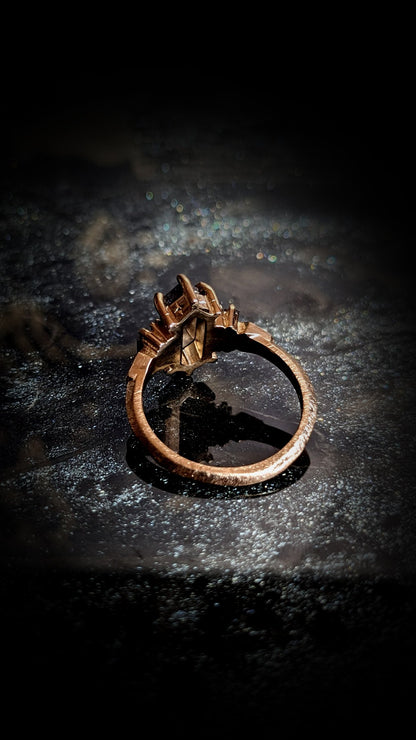 Elora Hexagon Salt & Pepper Deco Ring