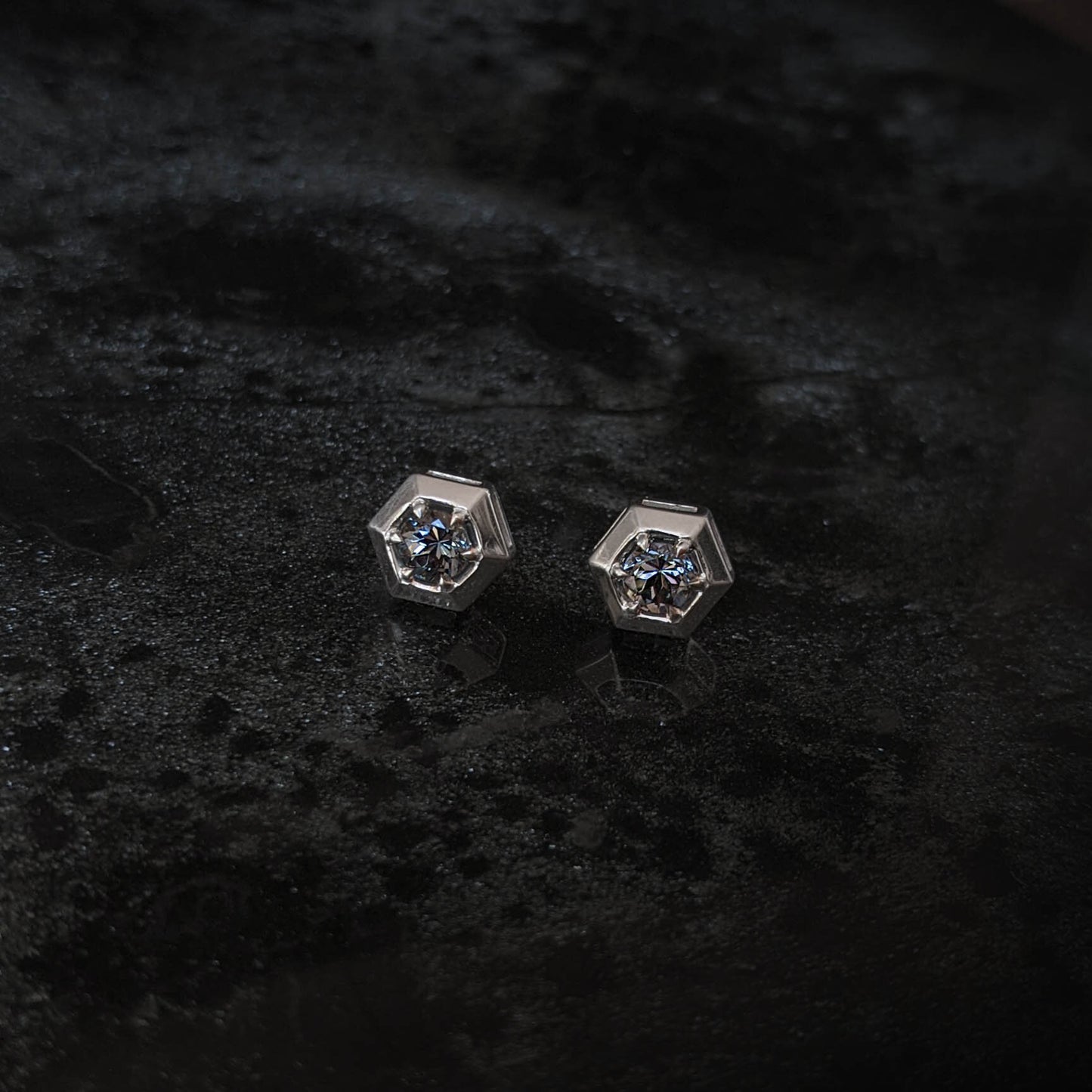 HEX Geo Spinel Studs