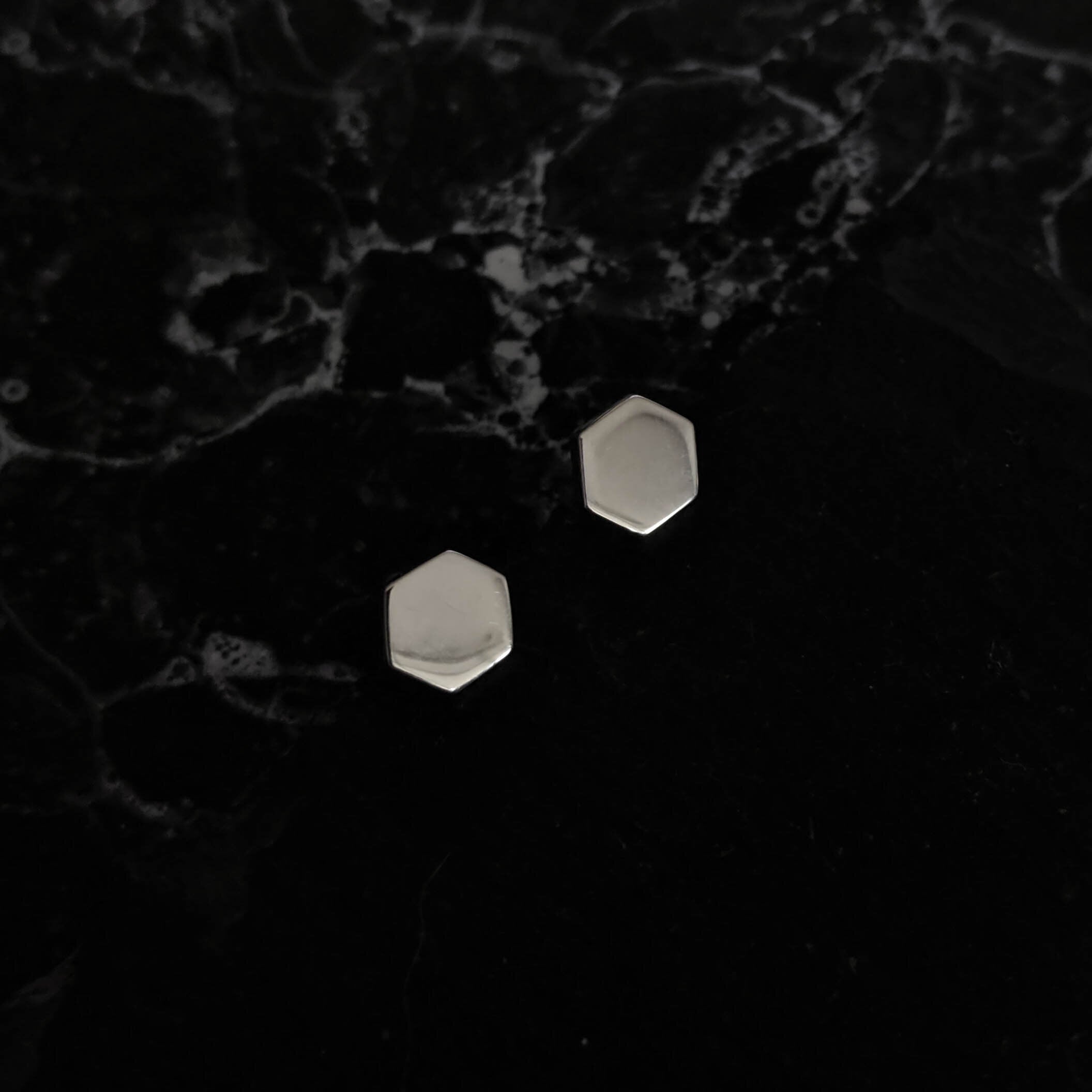 HEX Solid Studs
