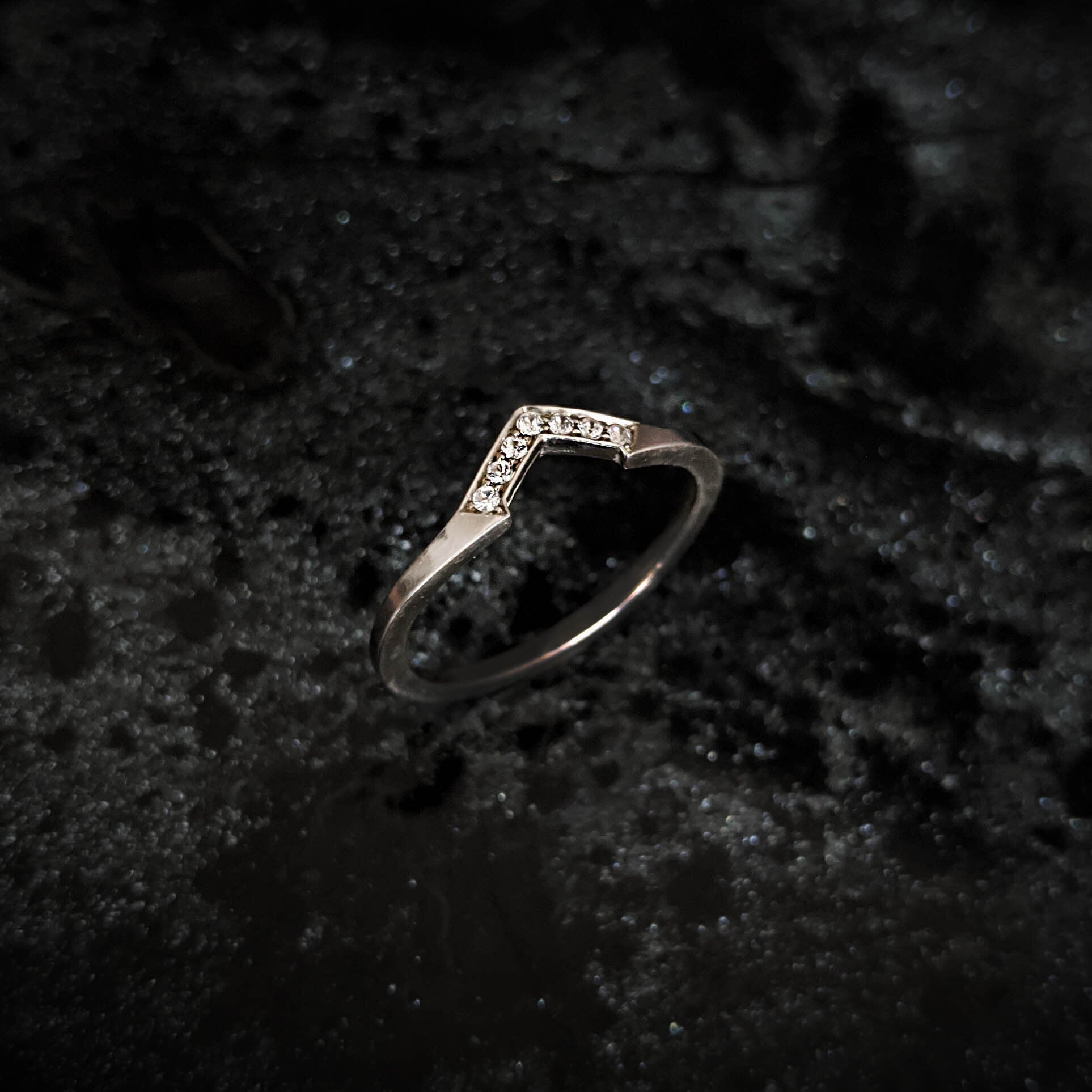 Hex White Sapphire Fitted Band
