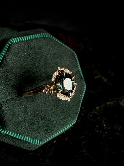 Setsuna Green Oval Celestial Ring