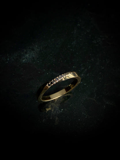Ouroboros Ombre Diamond Band