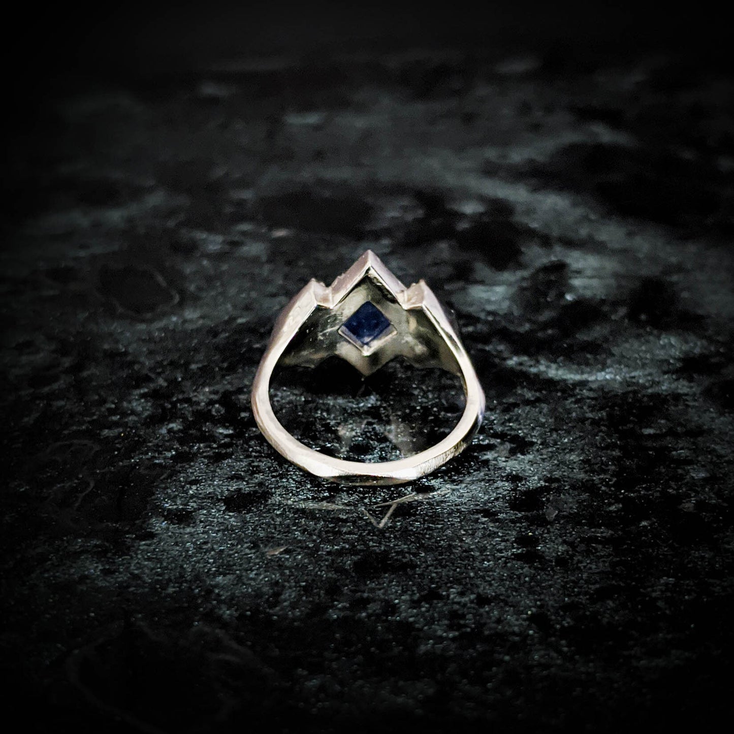 Katara Sapphire Chevron Halo
