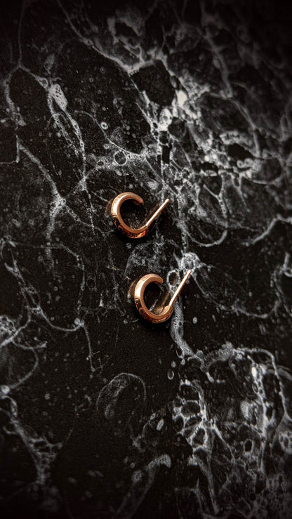 Knife Edge Hoop Studs