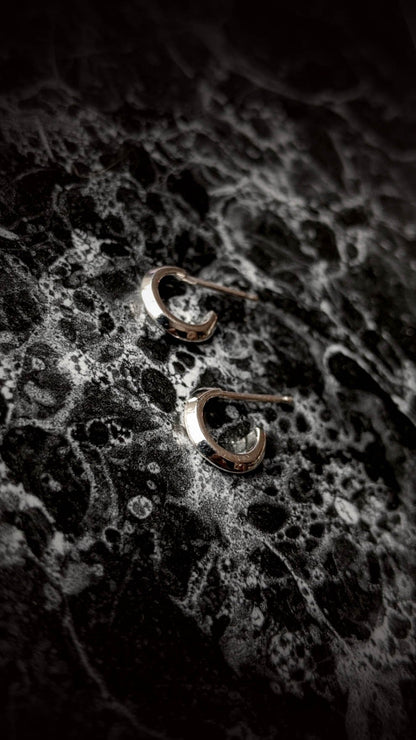 Knife Edge Hoop Studs