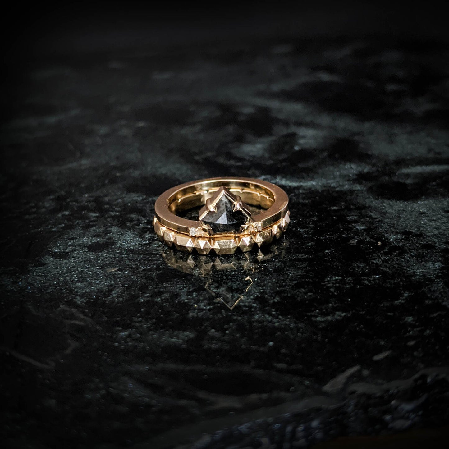 Kya Faceted Station Band - Read to Ship