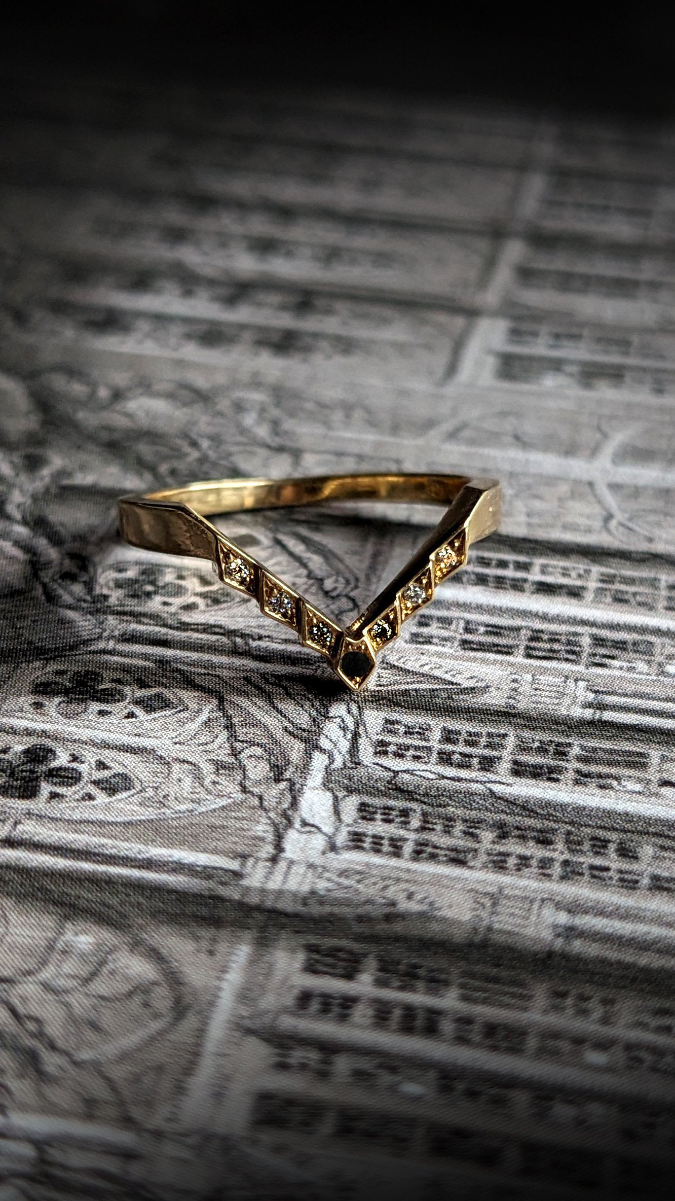 Kyoshi Ombre Stepped Contour Band