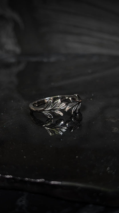 Leaf Crown Ring
