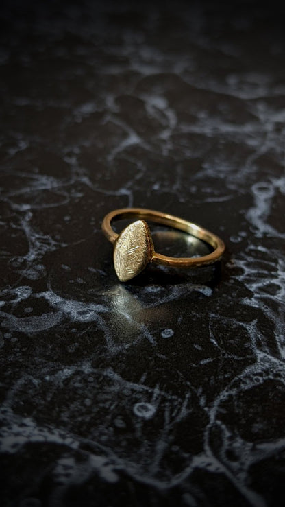 Marquise Mini Signet Ring
