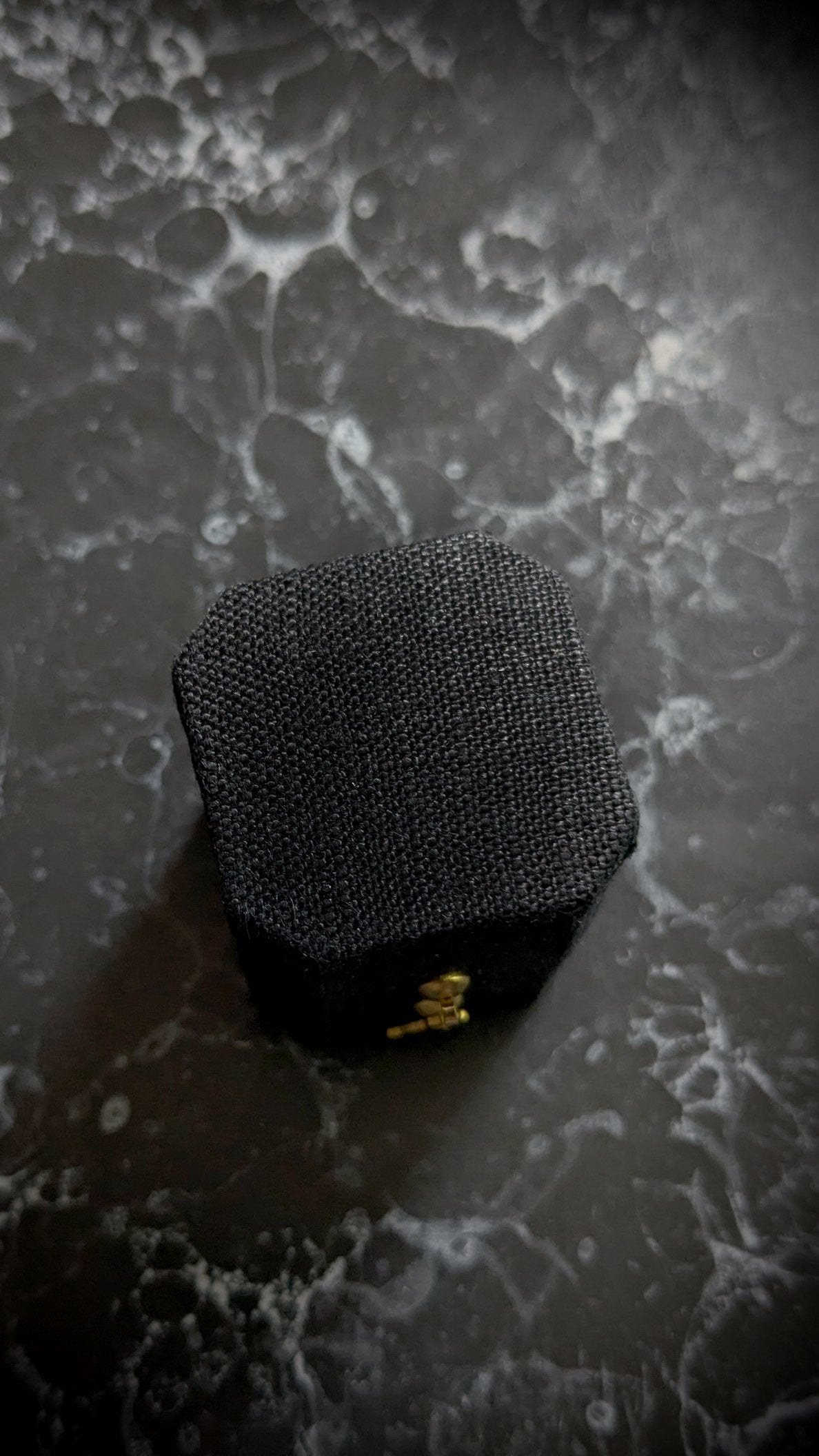 Mini Linen Ring Box - Black