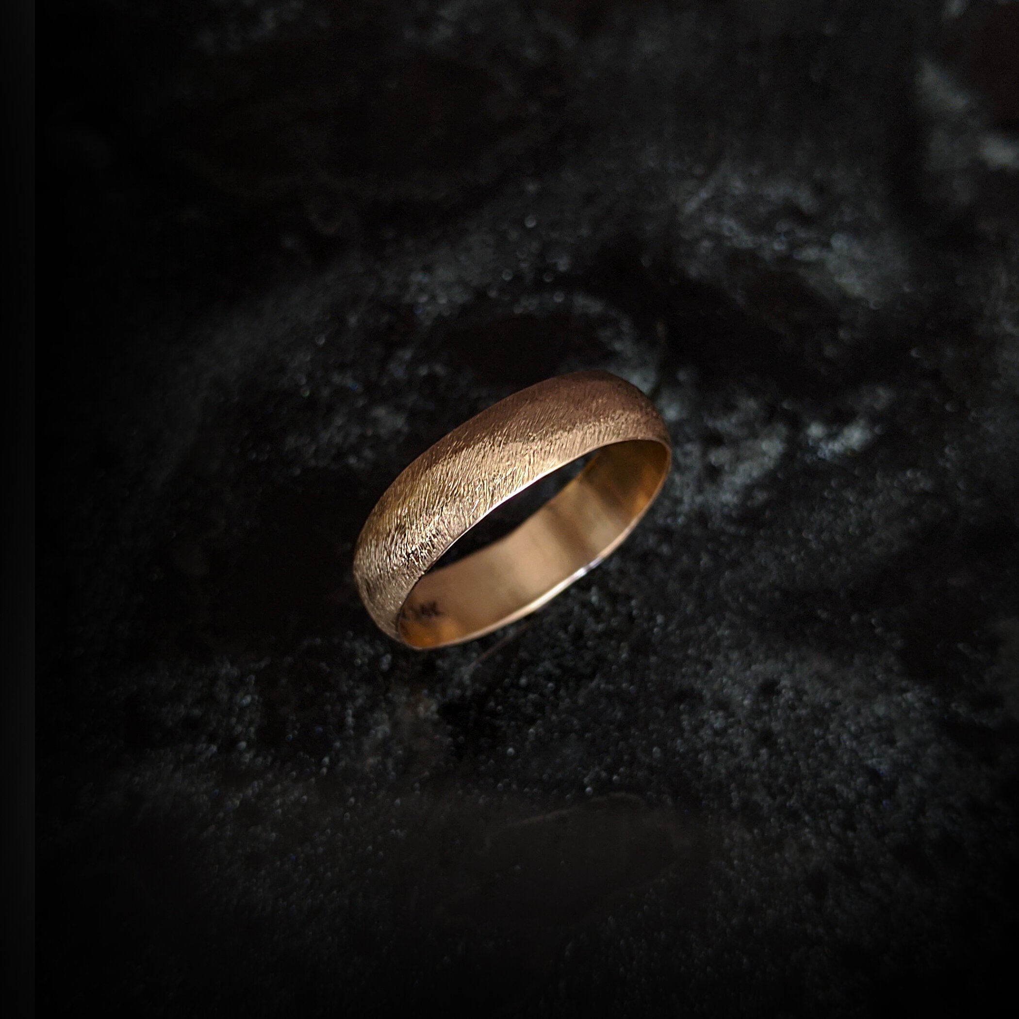 Mortimer Half Round Lightweight Band