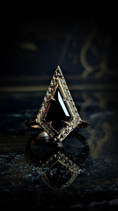 Nox v2 Spinel Kite Ombre Diamond Halo