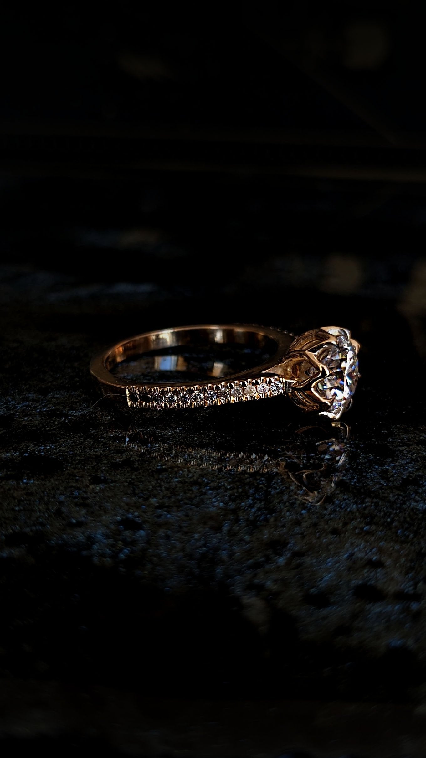 Octesian Ombrè with Moissanite