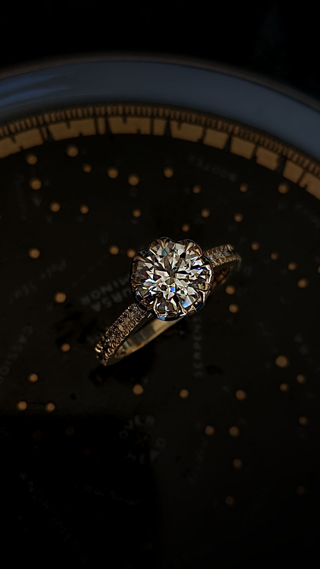 Octesian Ombrè with Moissanite