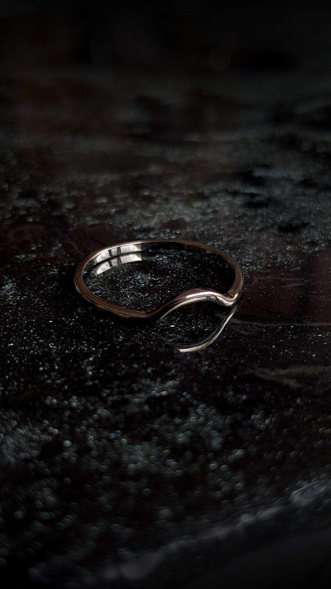 Soft Curved Contour Band