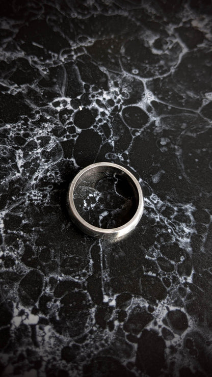 Syrio Knife Edge Rings