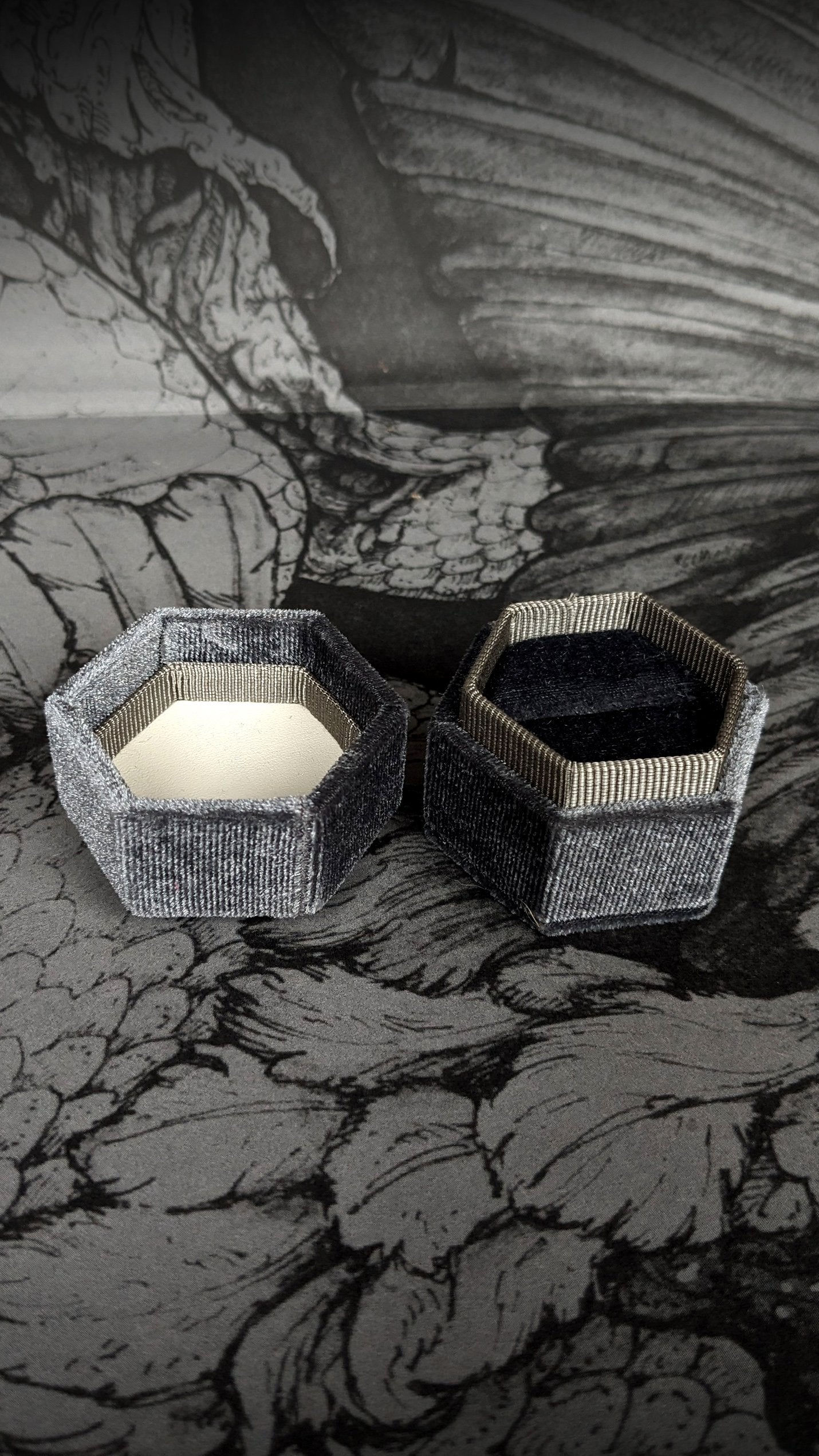Velvet Ring Box - Grey