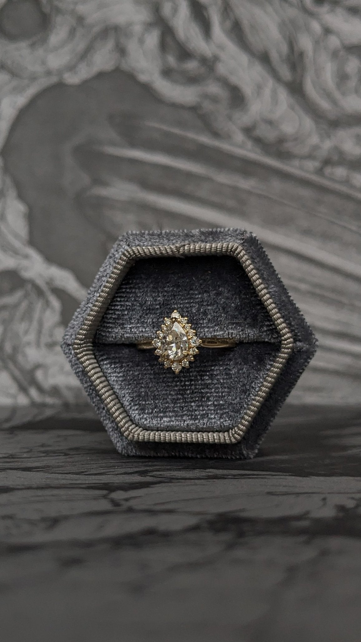 Velvet Ring Box - Grey