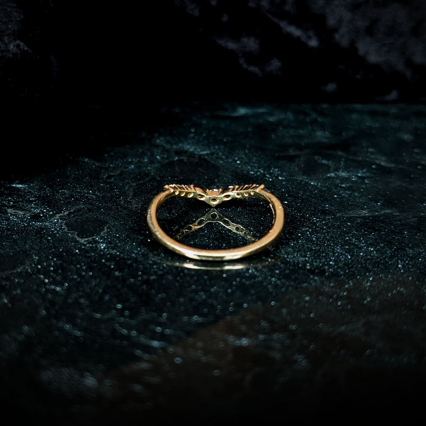 Vilya Ombre Diamond Contour Band