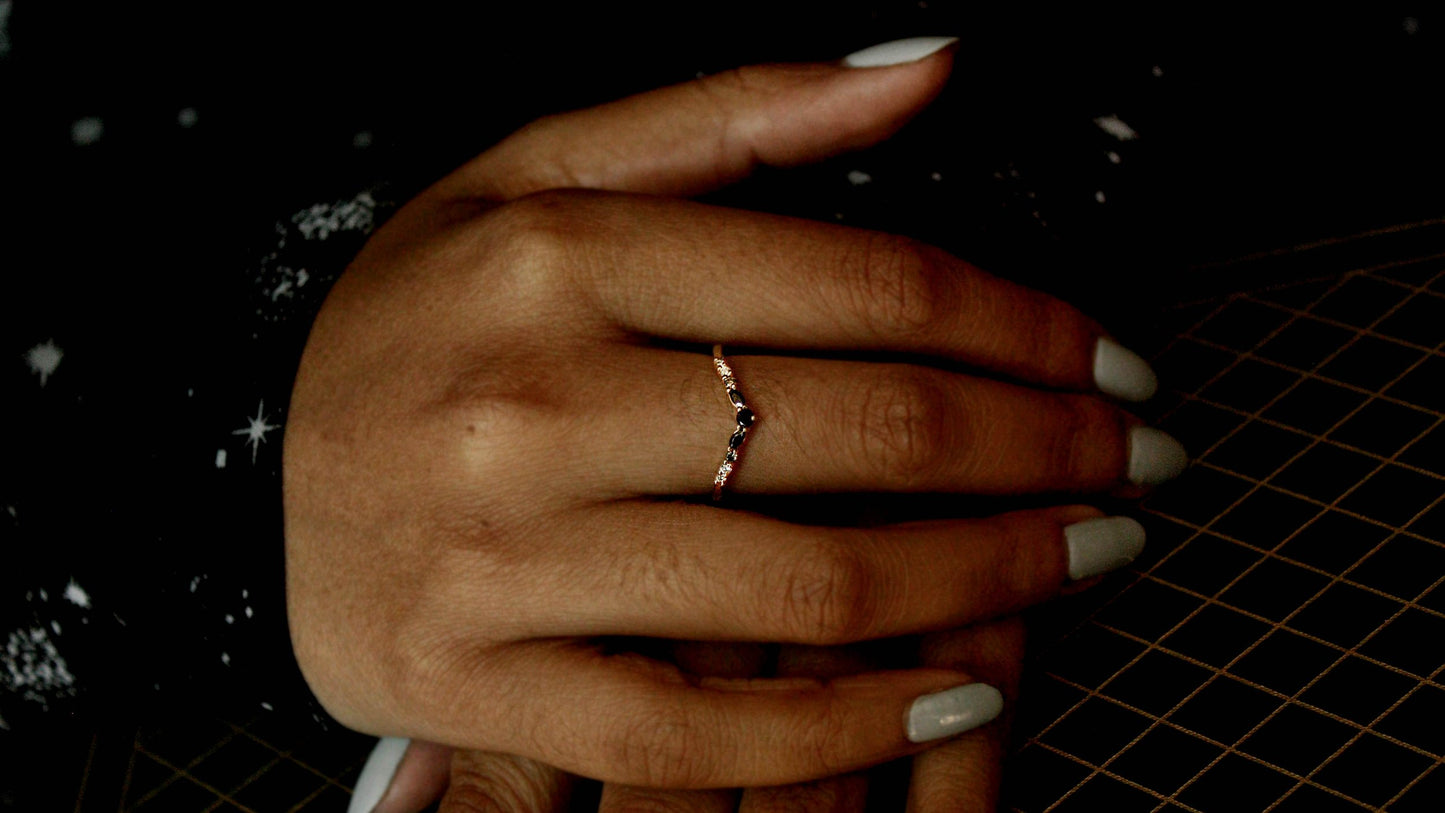 Vilya Ombre Diamond Contour Band