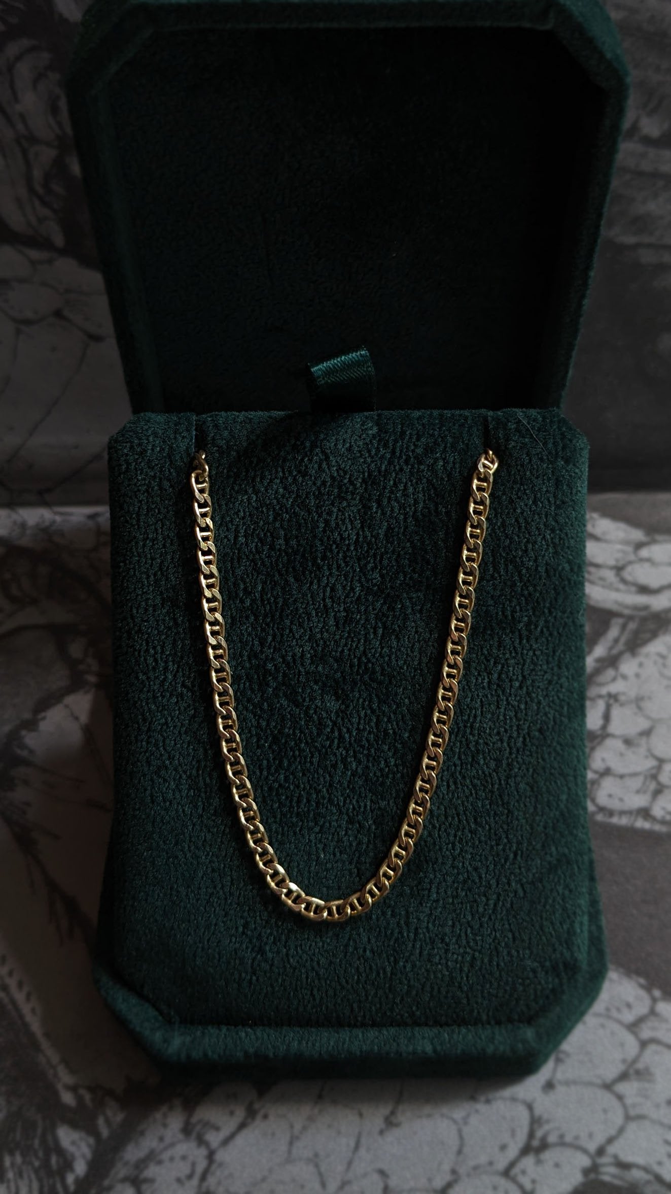 Vintage Gold Anchor Chain