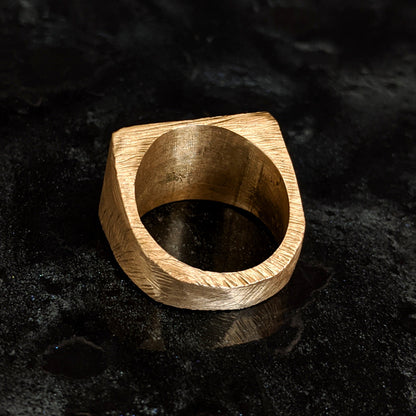 XXL Textured Signet