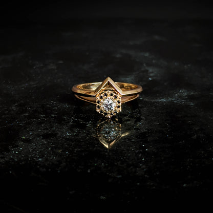 Yvaine White Sapphire Halo