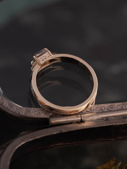 Alecto Icy Pepper Diamond Ring