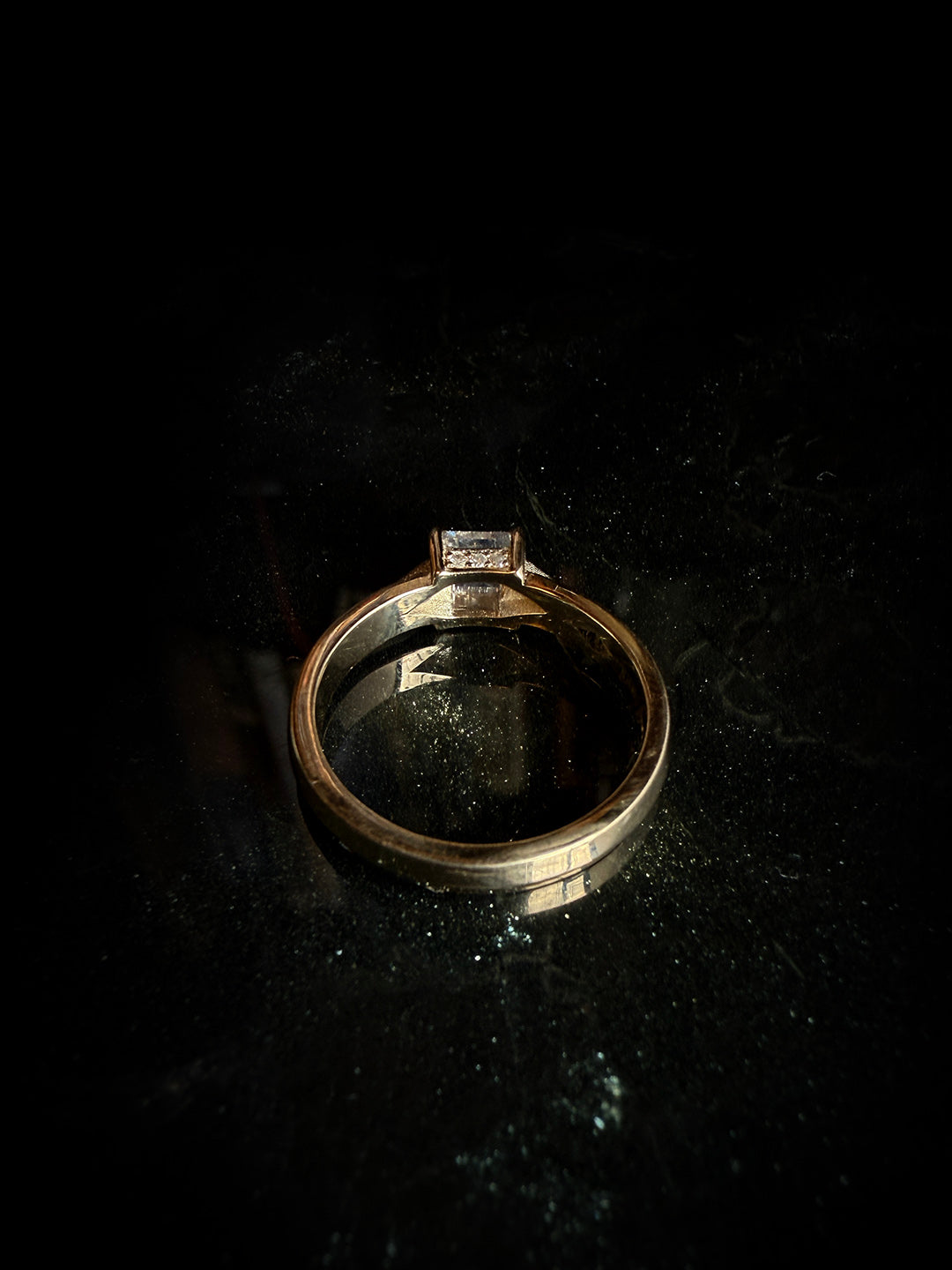 Alecto Icy Pepper Diamond Ring