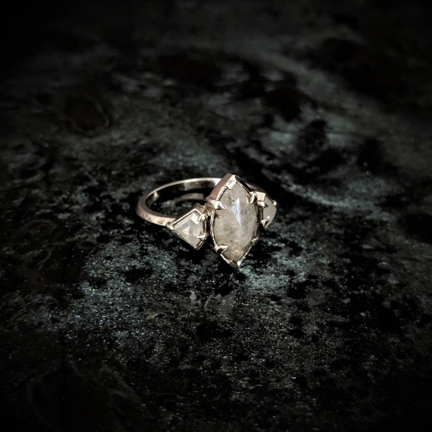 Axartha Grey Diamond Rosecut