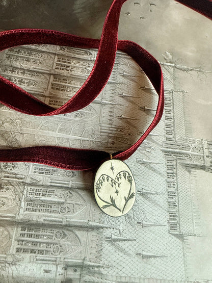 Bleeding Heart Cameo Necklace