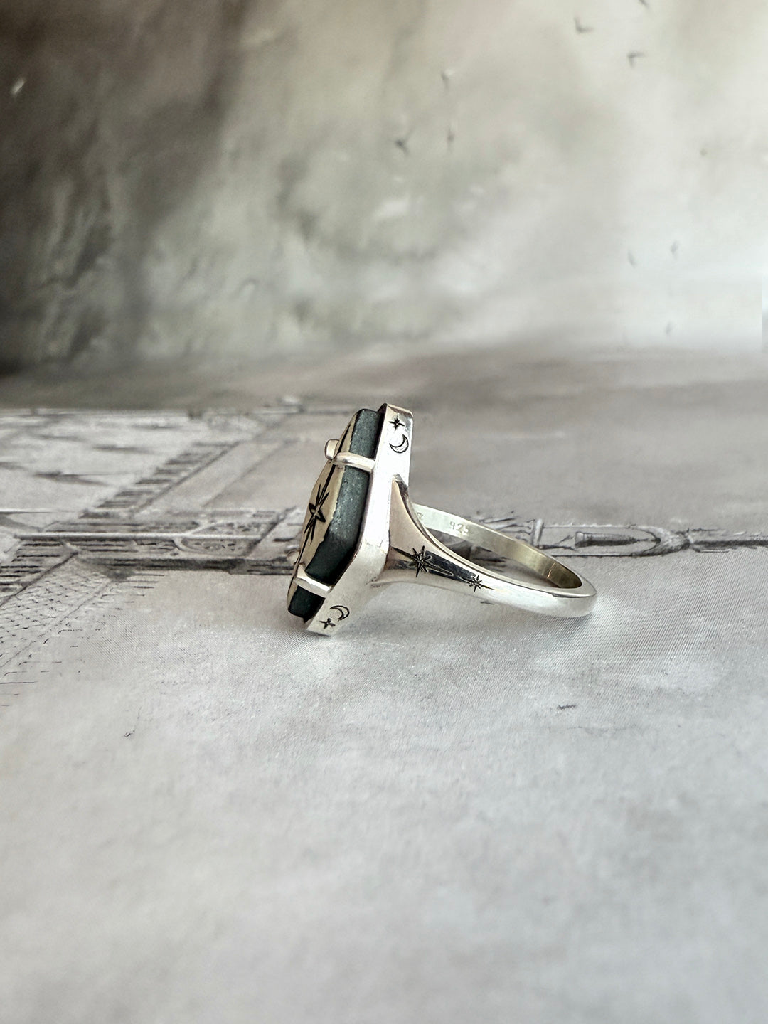 Starburst Cameo Ring