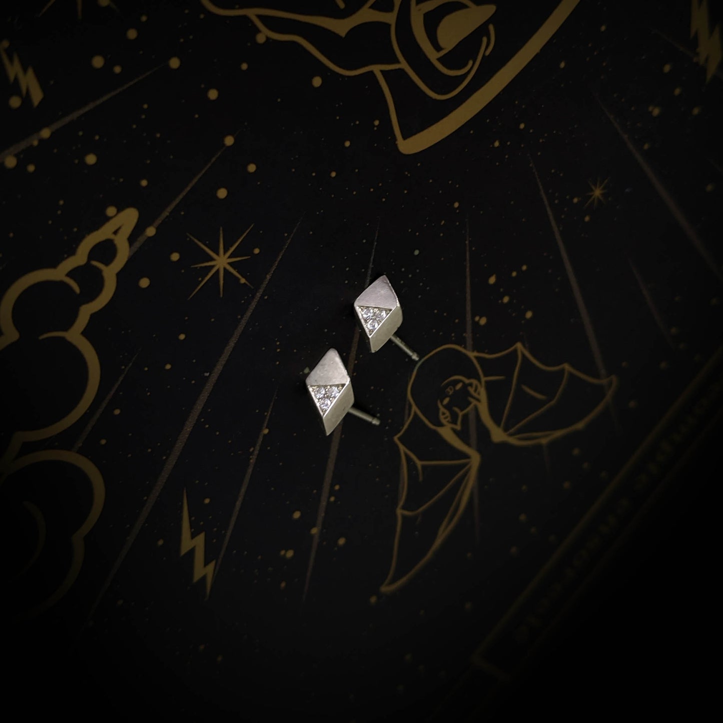 DIA Stone Studs