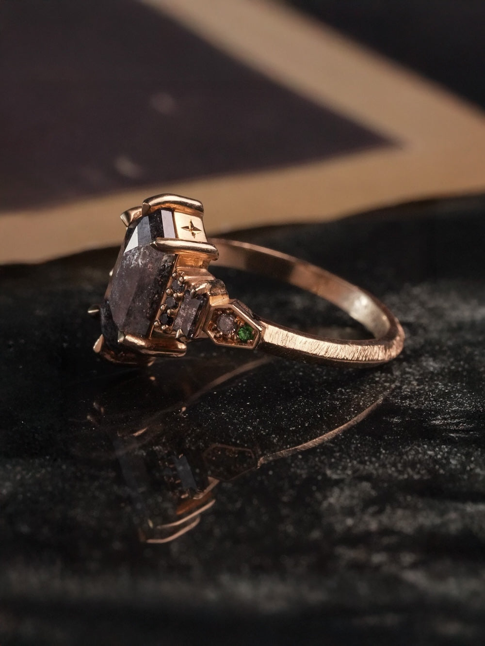 Elora Hexagon Salt & Pepper Deco Ring